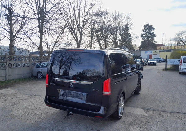 Mercedes-Benz Klasa V cena 105000 przebieg: 158822, rok produkcji 2017 z Niepołomice małe 379